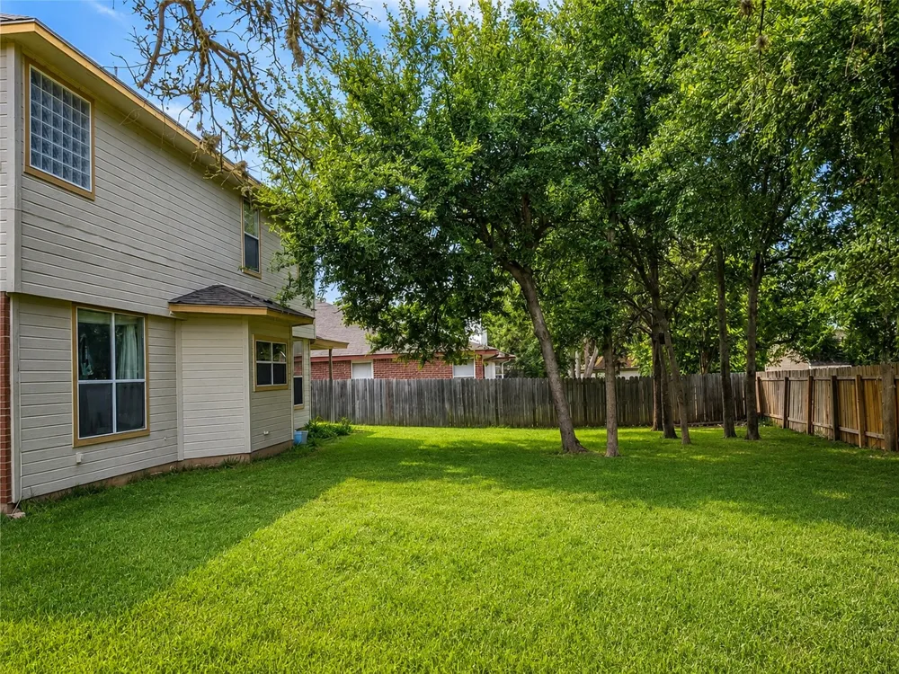 9412 Lightwood Cove Austin, TX 78748