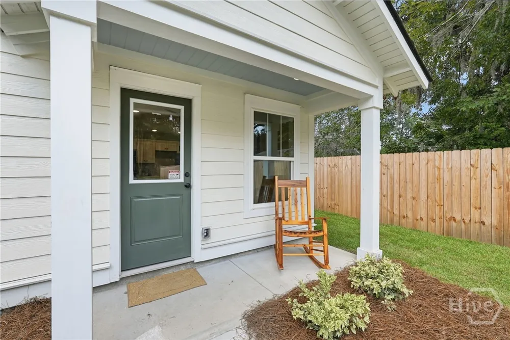 204 Bruce Street Savannah, GA 31406