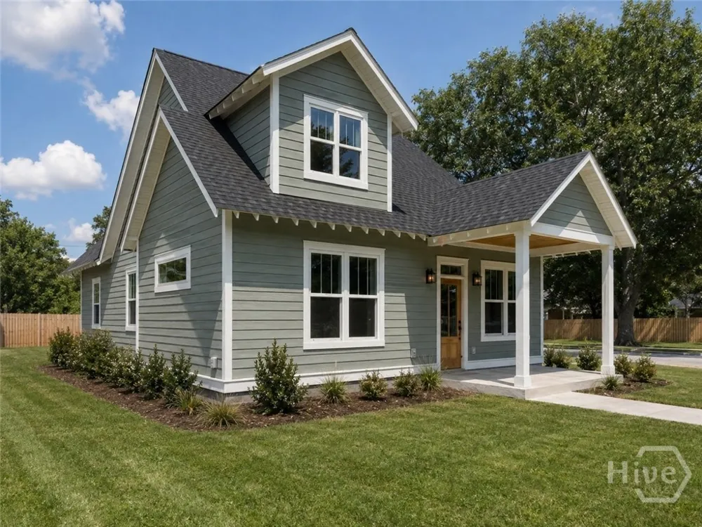 204 Bruce Street Savannah, GA 31406