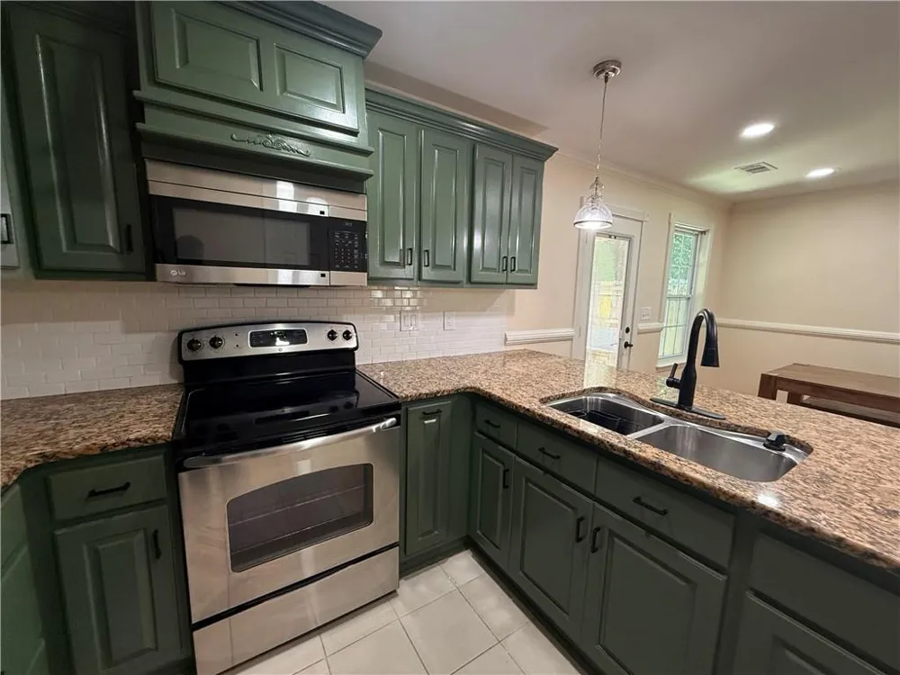 2831 Pebblebrook Court Buford, GA 30518