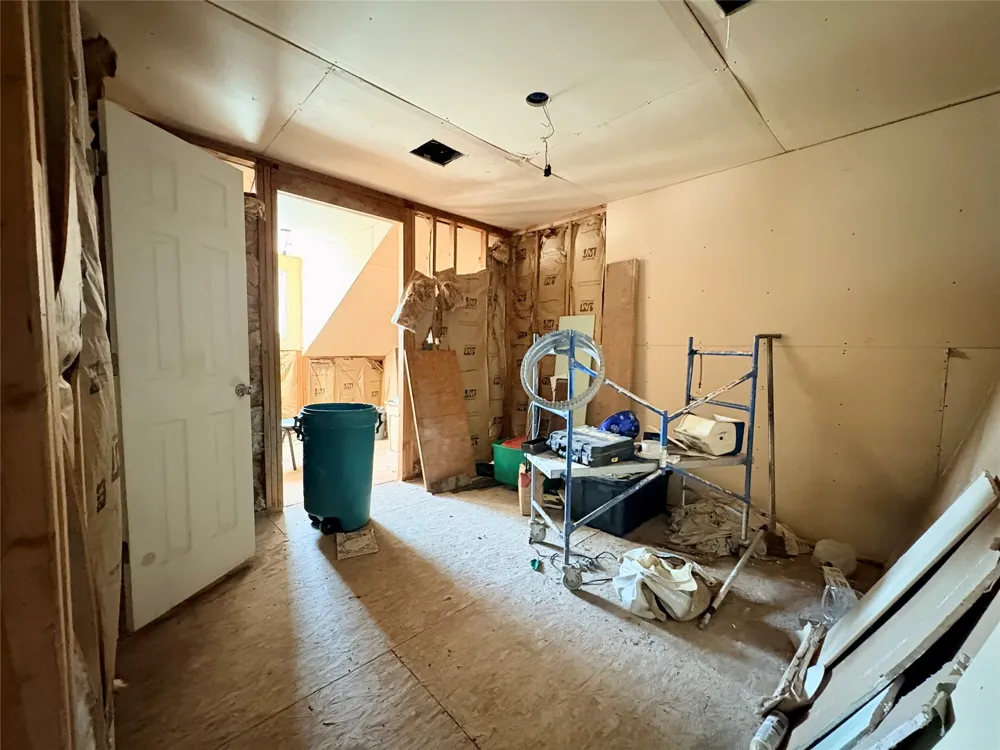 448 Norwood Drive Woodway, TX 76712
