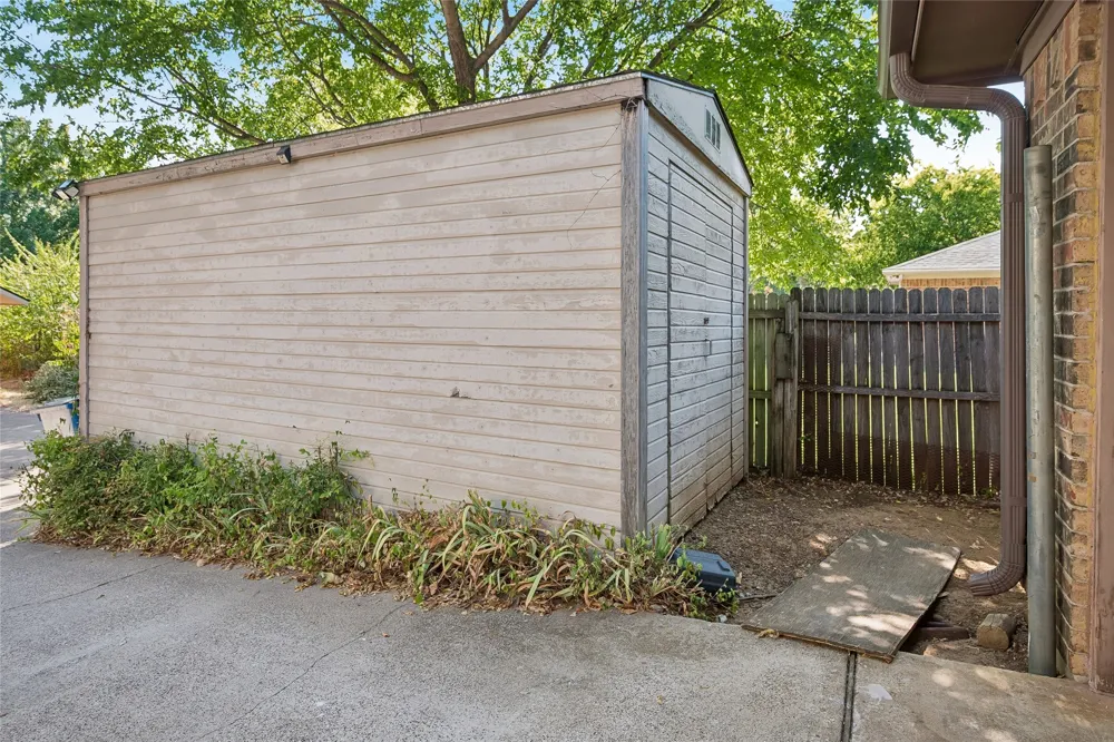 1105 Wood Creek Circle Flower Mound, TX 75028
