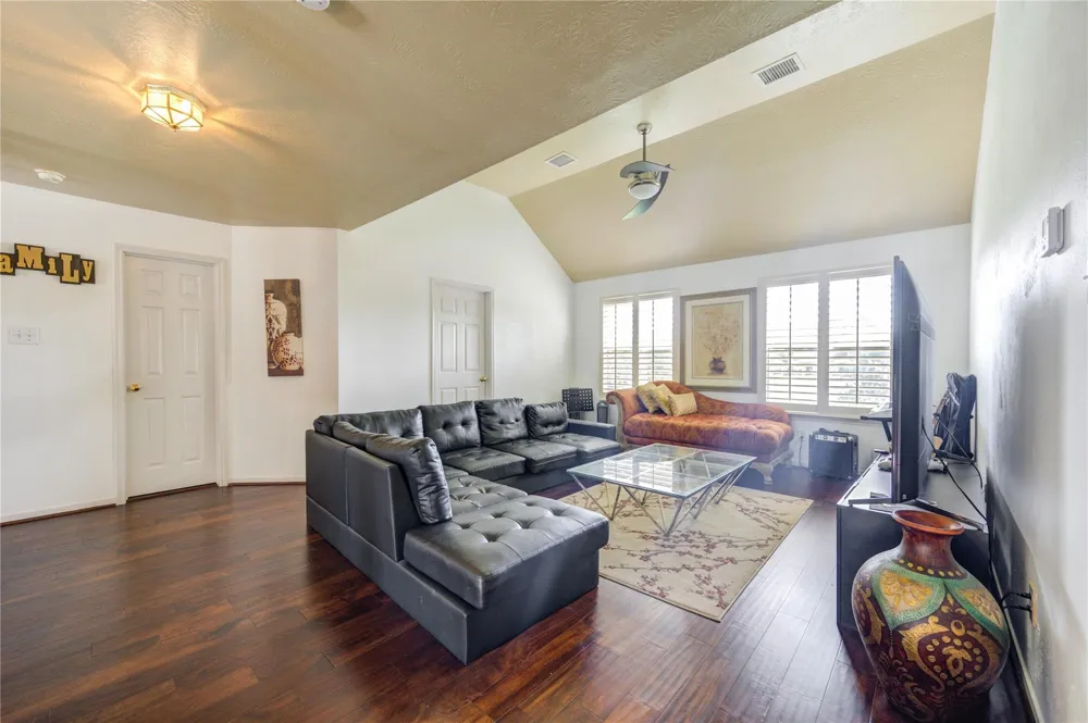 15407 Downford Drive Tomball, TX 77377