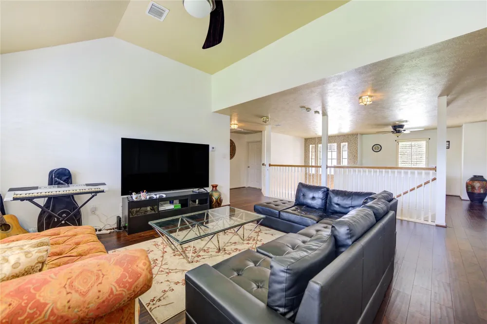 15407 Downford Drive Tomball, TX 77377
