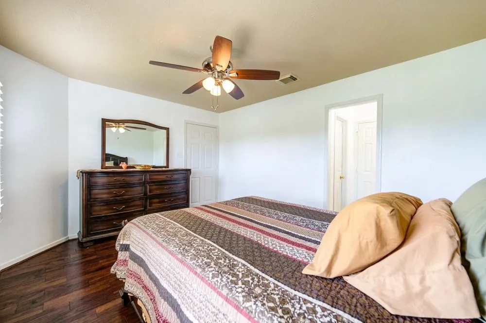 15407 Downford Drive Tomball, TX 77377