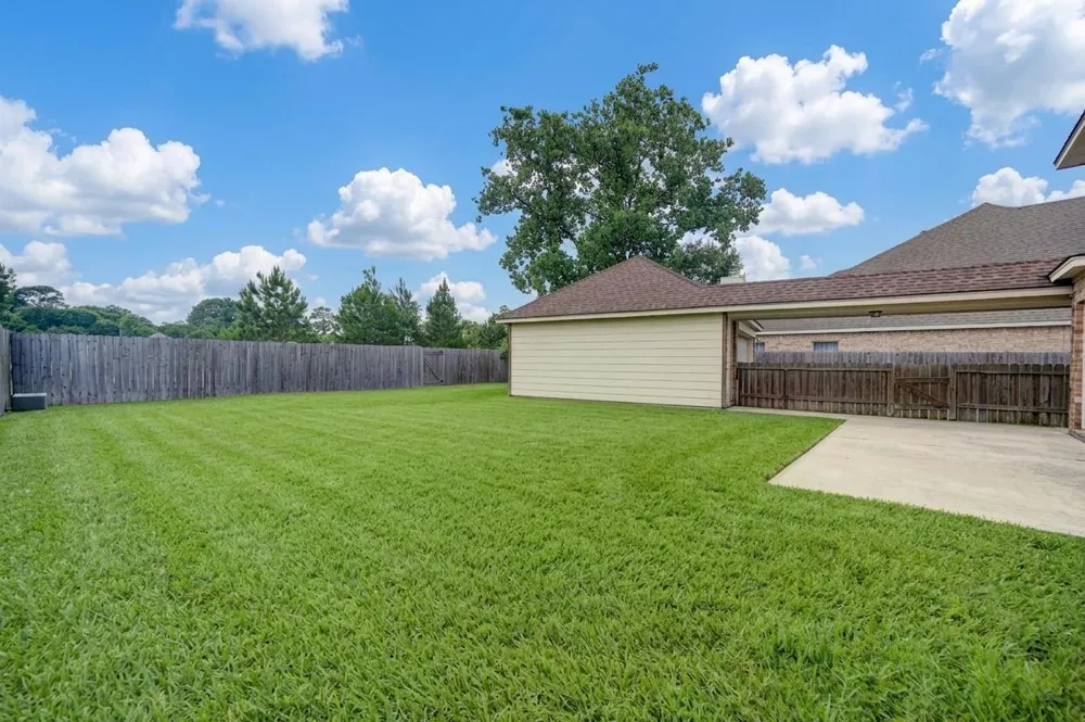 15407 Downford Drive Tomball, TX 77377