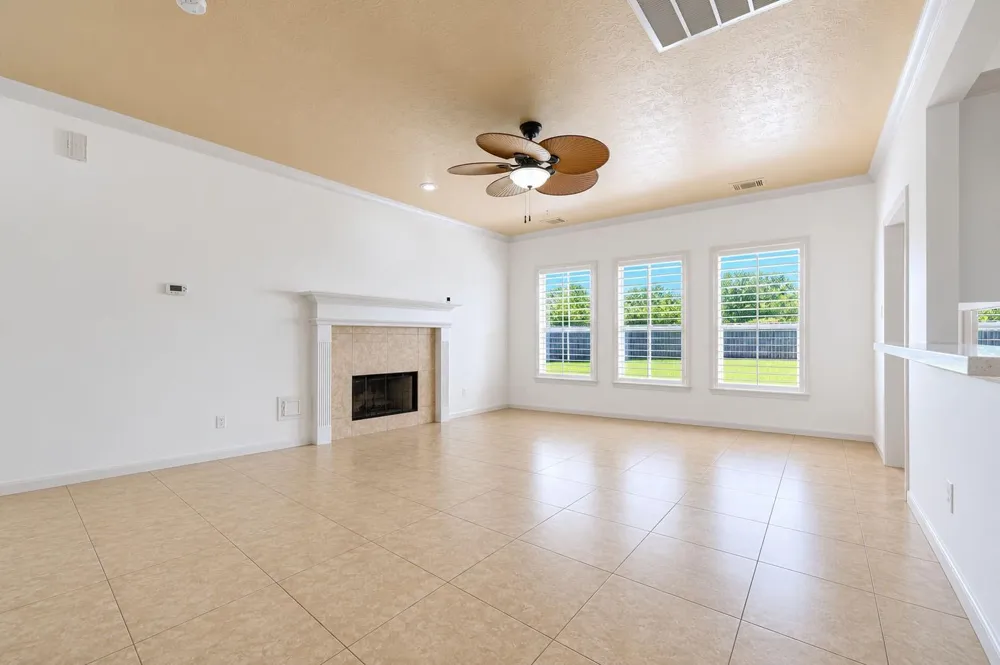 15407 Downford Drive Tomball, TX 77377