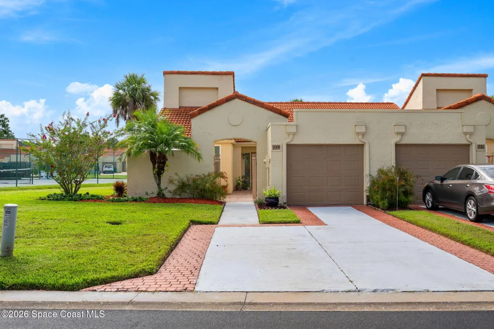 729 Green Valley Lane Melbourne, FL 32940
