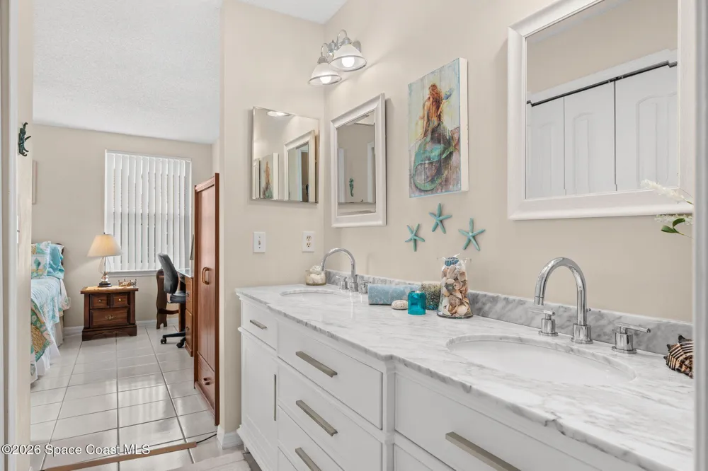 729 Green Valley Lane Melbourne, FL 32940