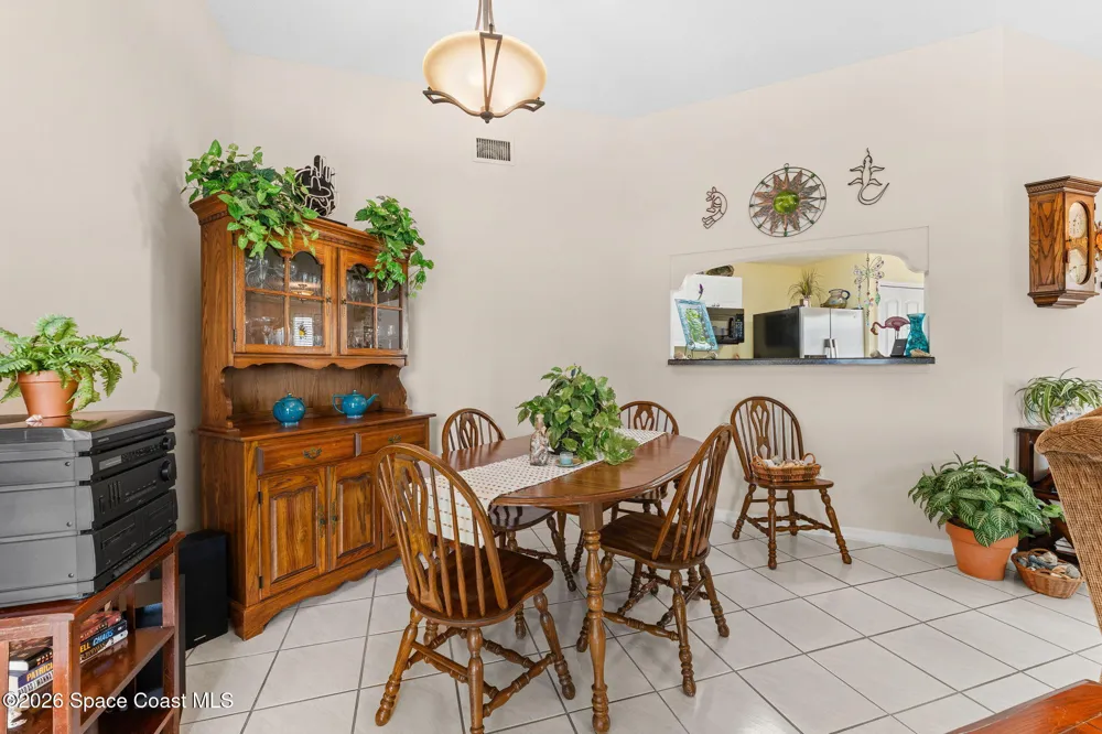 729 Green Valley Lane Melbourne, FL 32940