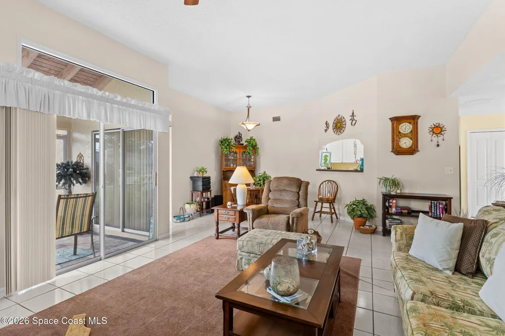 729 Green Valley Lane Melbourne, FL 32940