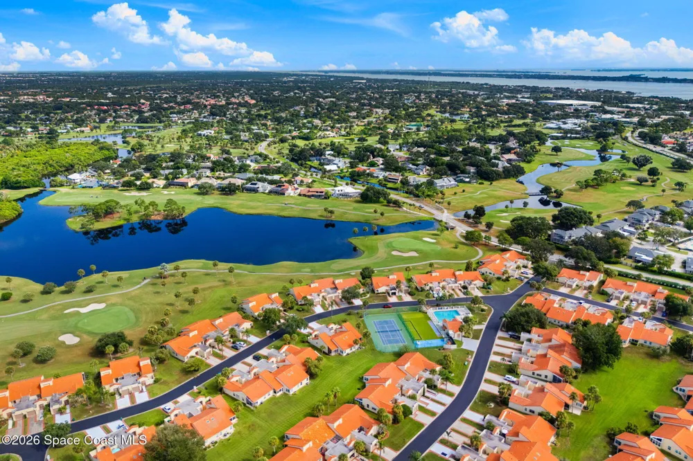 729 Green Valley Lane Melbourne, FL 32940