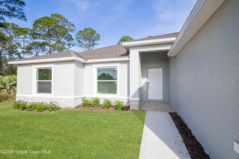 1698 Whittier Street SE Palm Bay, FL 32909