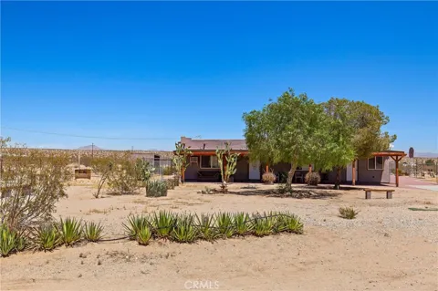 65330 Sand Trail