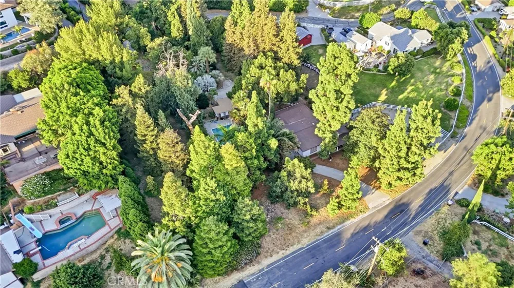 1749 West La Habra Heights, CA 90631