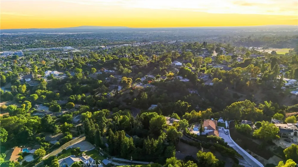 1749 West La Habra Heights, CA 90631