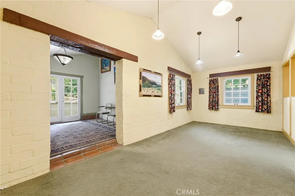 1749 West La Habra Heights, CA 90631