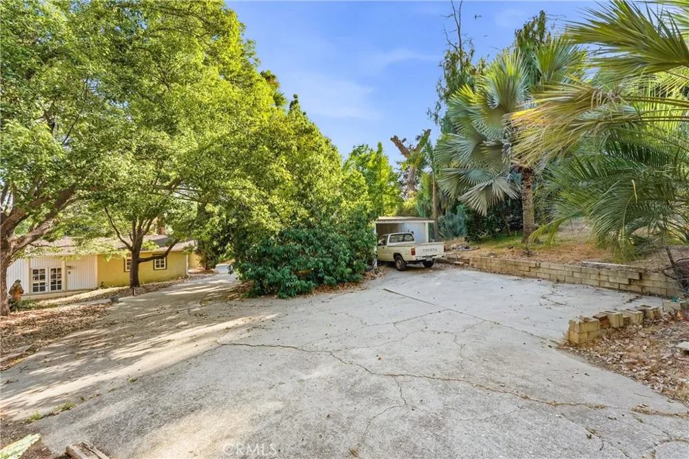 1749 West La Habra Heights, CA 90631