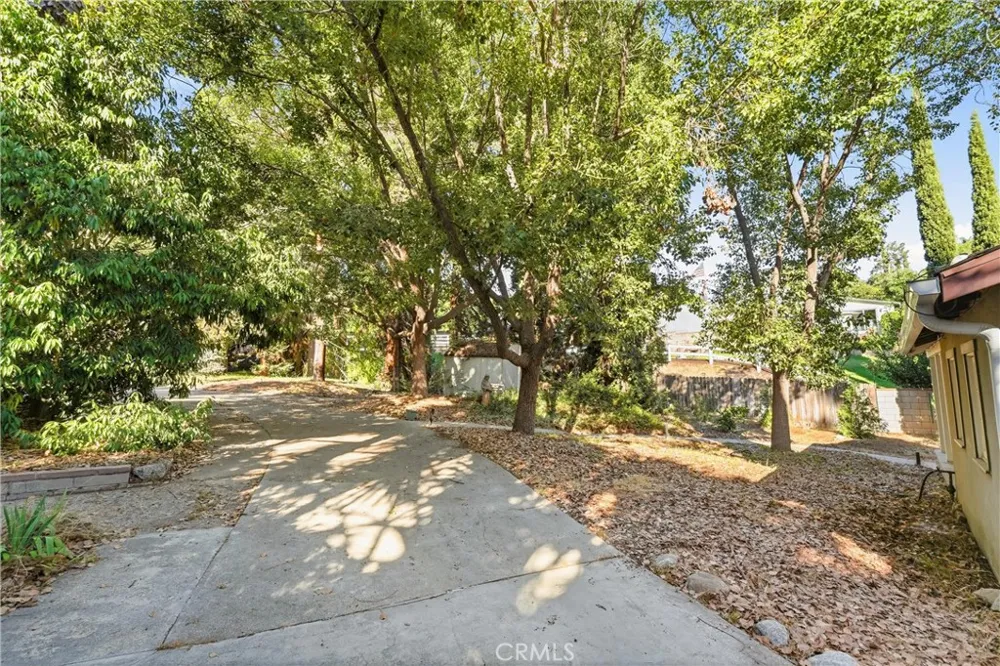 1749 West La Habra Heights, CA 90631