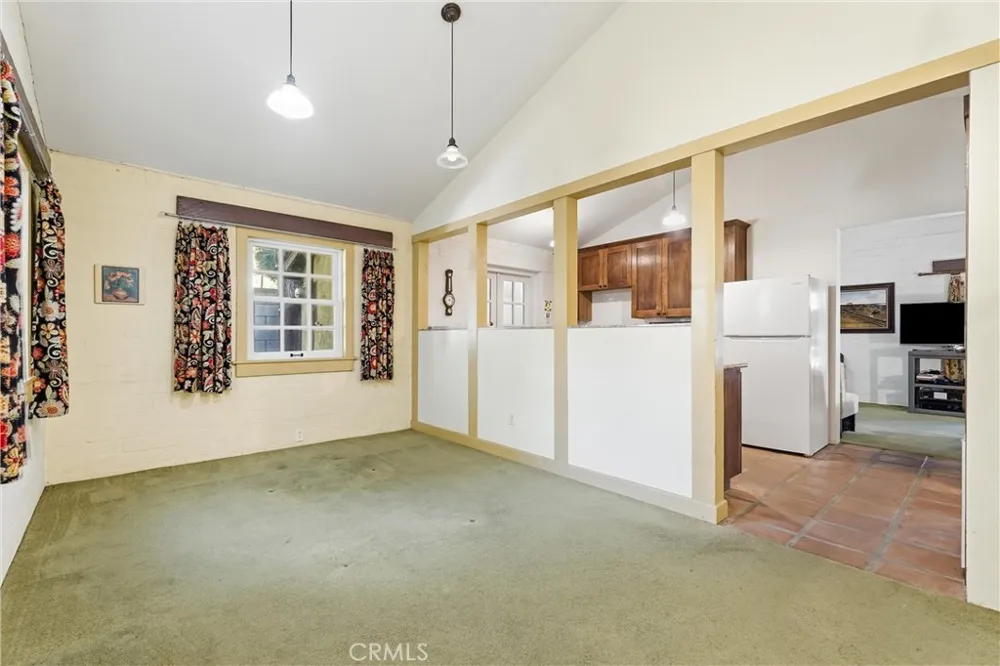 1749 West La Habra Heights, CA 90631