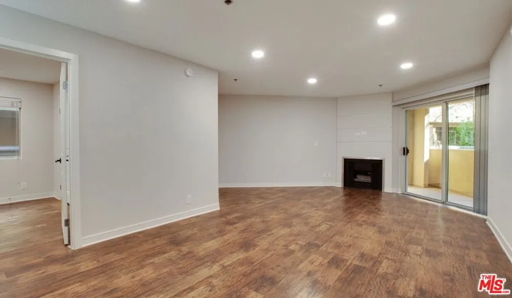 7660 Beverly Boulevard #115 Los Angeles, CA 90036