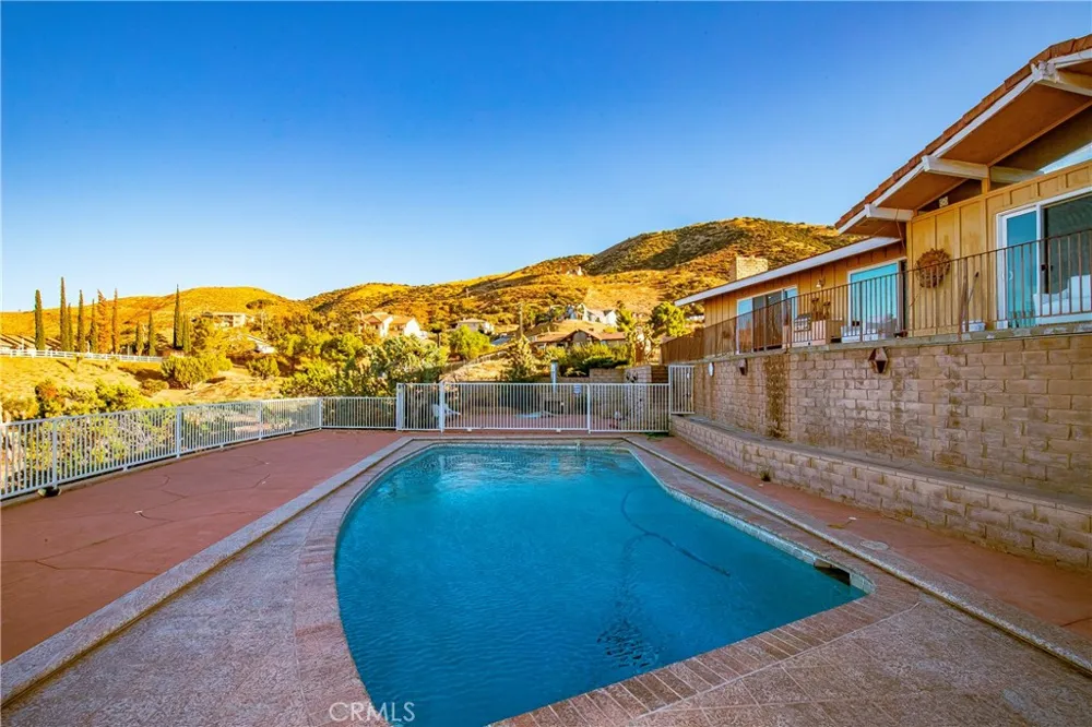 1032 W Avenue S14 Palmdale, CA 93551