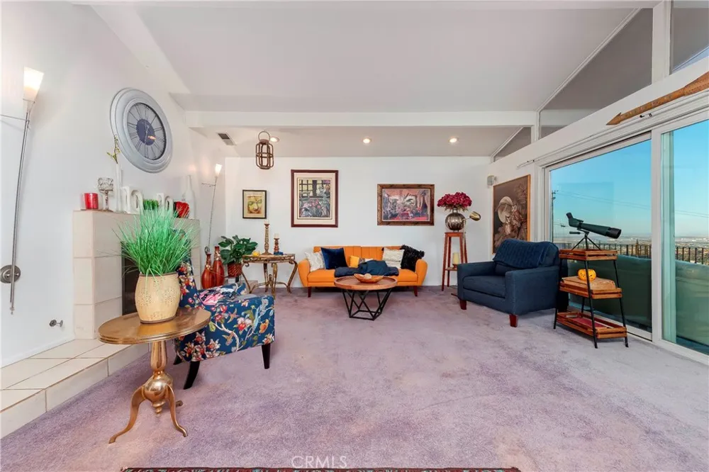 1032 W Avenue S14 Palmdale, CA 93551
