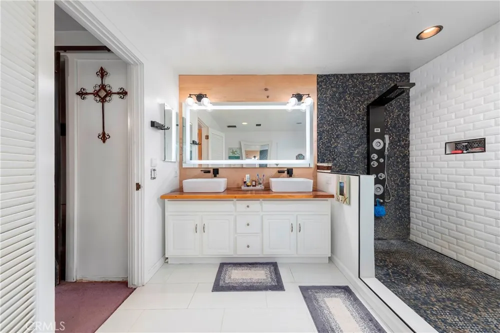 1032 W Avenue S14 Palmdale, CA 93551