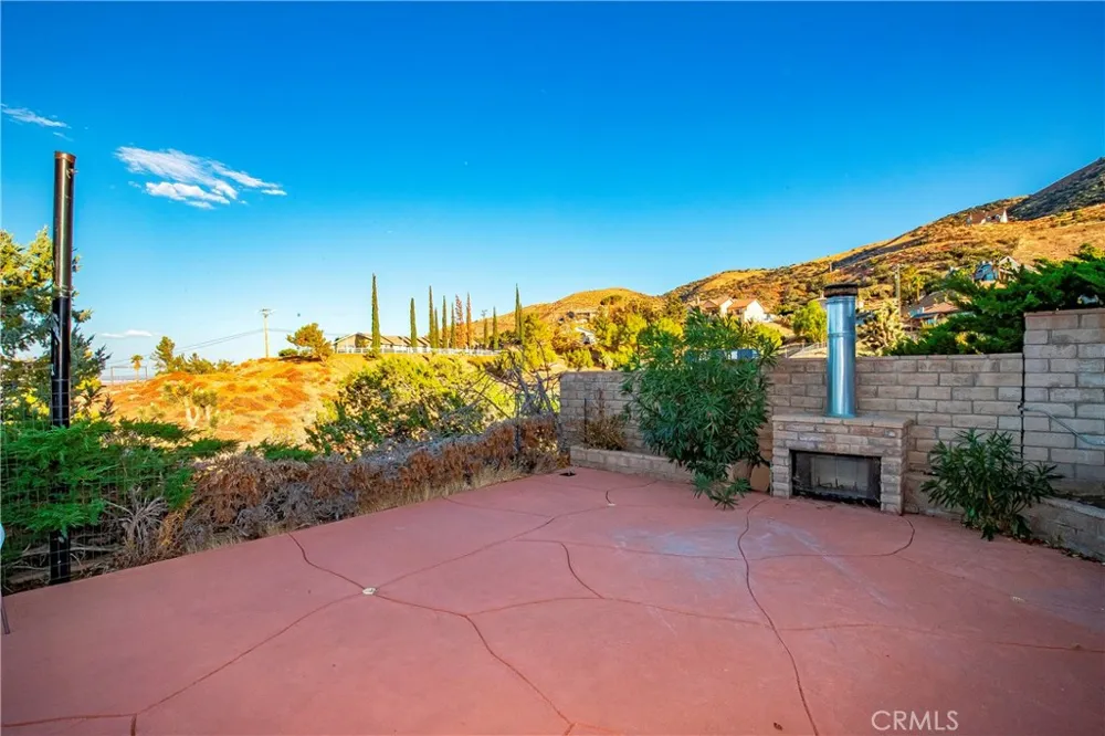 1032 W Avenue S14 Palmdale, CA 93551