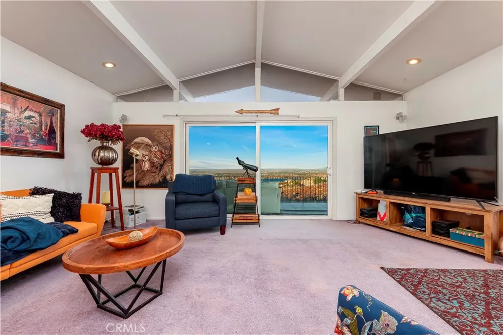 1032 W Avenue S14 Palmdale, CA 93551