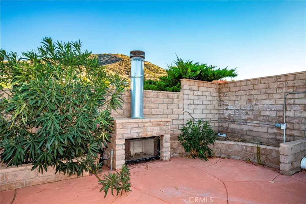 1032 W Avenue S14 Palmdale, CA 93551