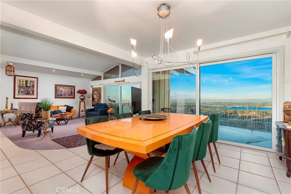 1032 W Avenue S14 Palmdale, CA 93551