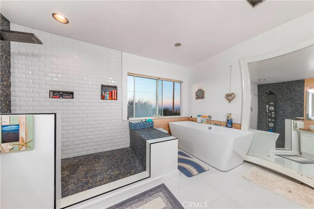 1032 W Avenue S14 Palmdale, CA 93551