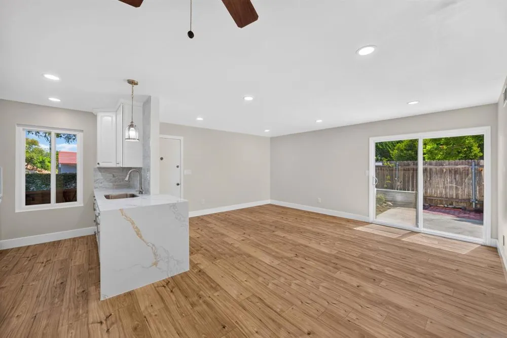 8318 Panorama Ridge Ct Spring Valley, CA 91977