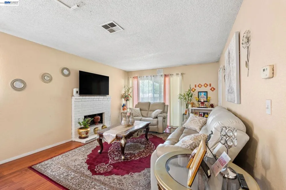 1247 Johnson Ct Tracy, CA 95376