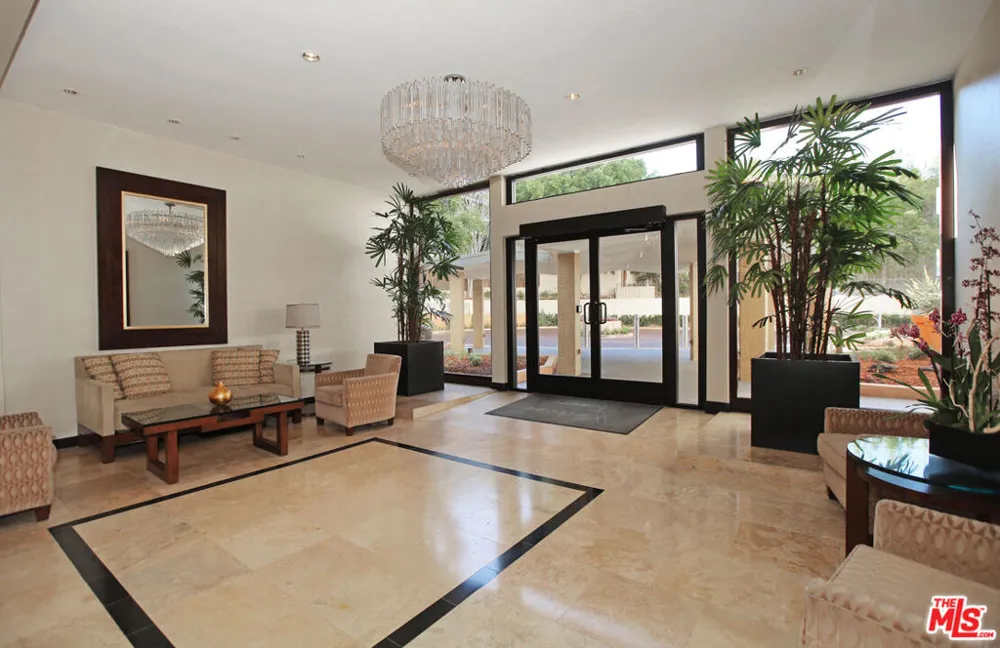 1155 La Cienega Boulevard #1110 West Hollywood, CA 90069
