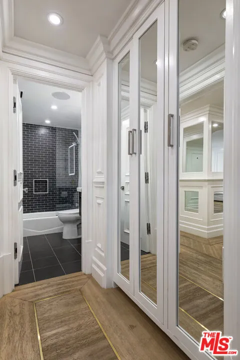 1155 La Cienega Boulevard #1110 West Hollywood, CA 90069
