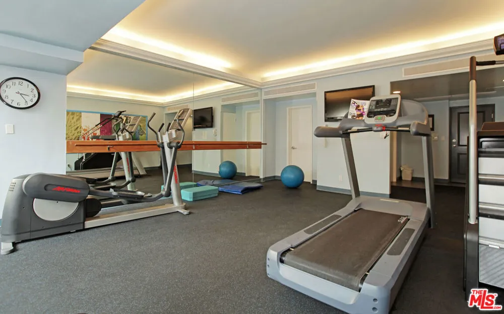1155 La Cienega Boulevard #1110 West Hollywood, CA 90069