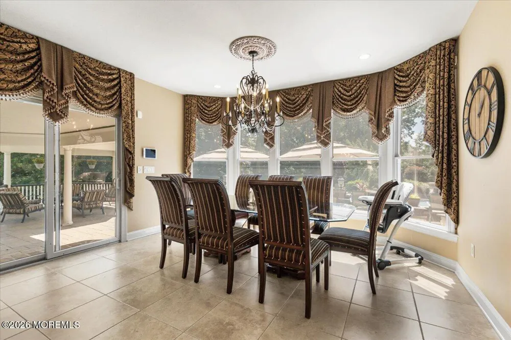 8 Blueberry Hill Marlboro, NJ 07746