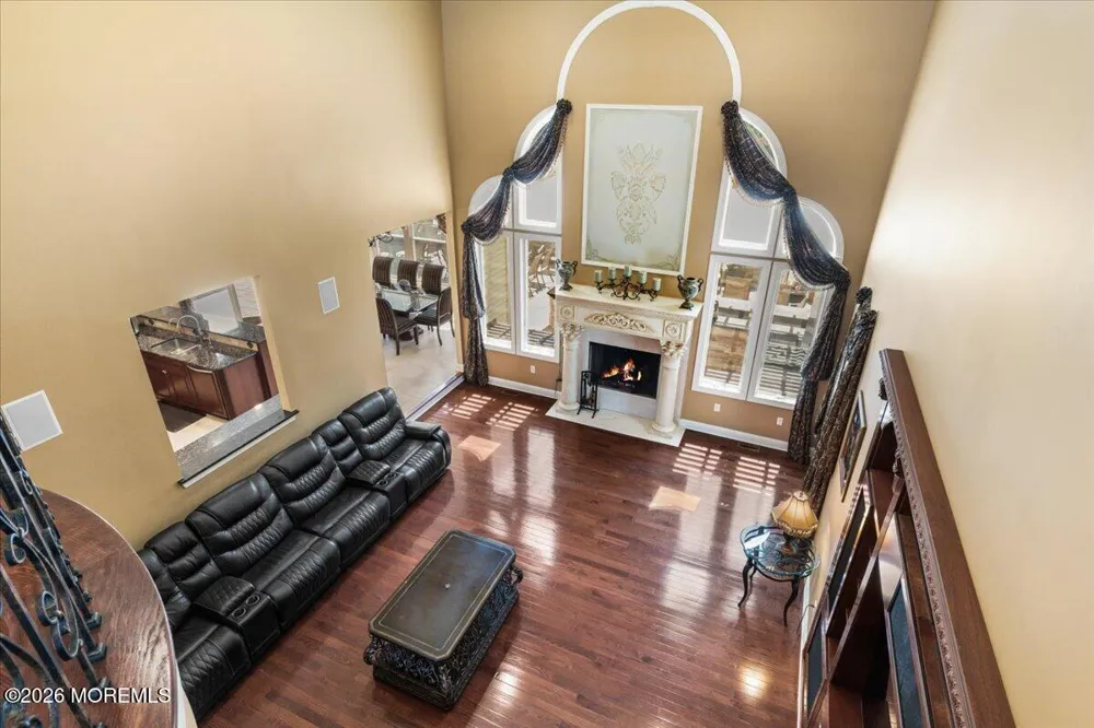 8 Blueberry Hill Marlboro, NJ 07746