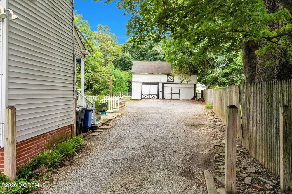 333 Sycamore Avenue Shrewsbury, NJ 07702