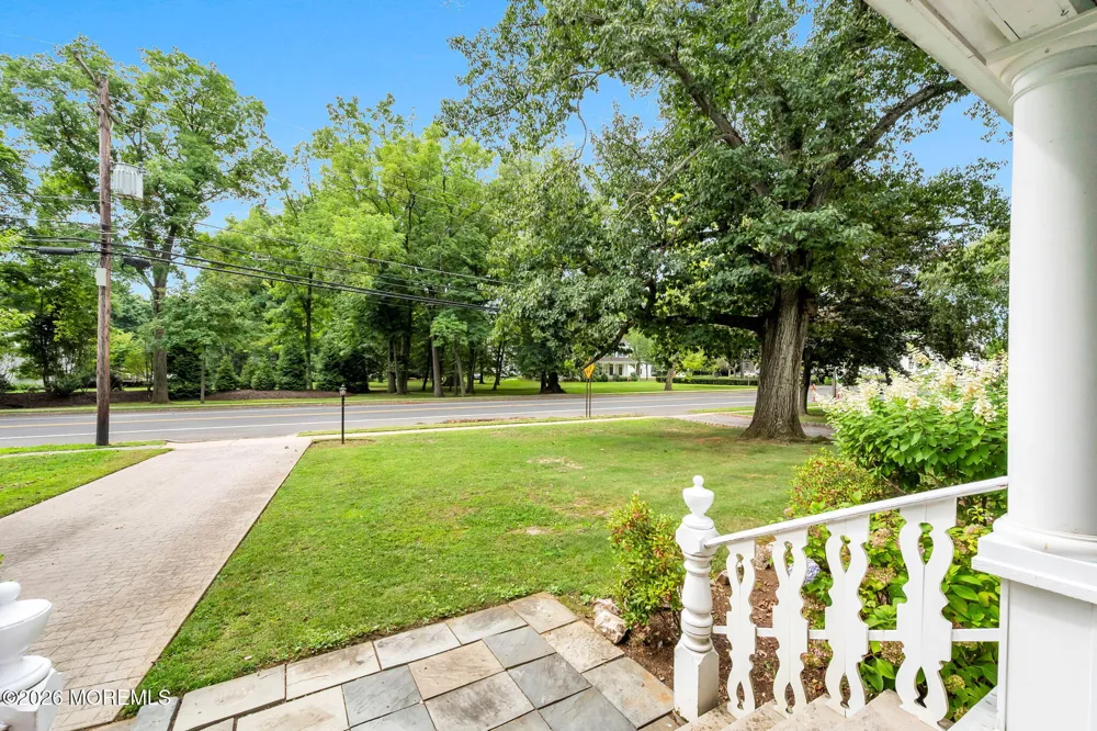 333 Sycamore Avenue Shrewsbury, NJ 07702
