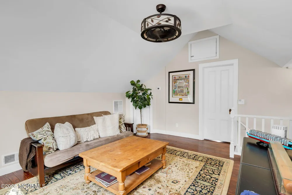 333 Sycamore Avenue Shrewsbury, NJ 07702
