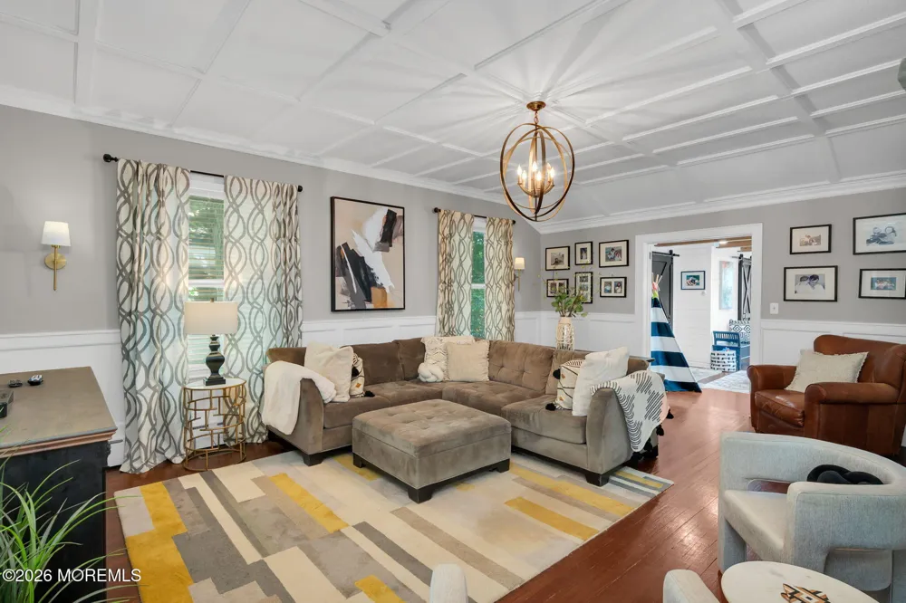 333 Sycamore Avenue Shrewsbury, NJ 07702