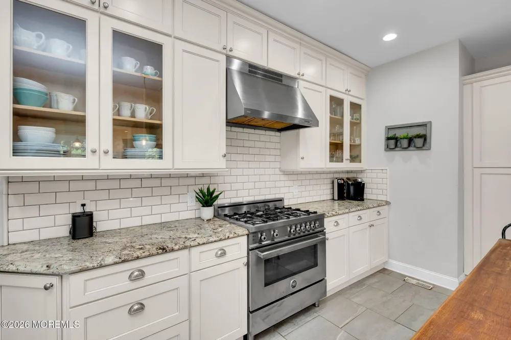 333 Sycamore Avenue Shrewsbury, NJ 07702