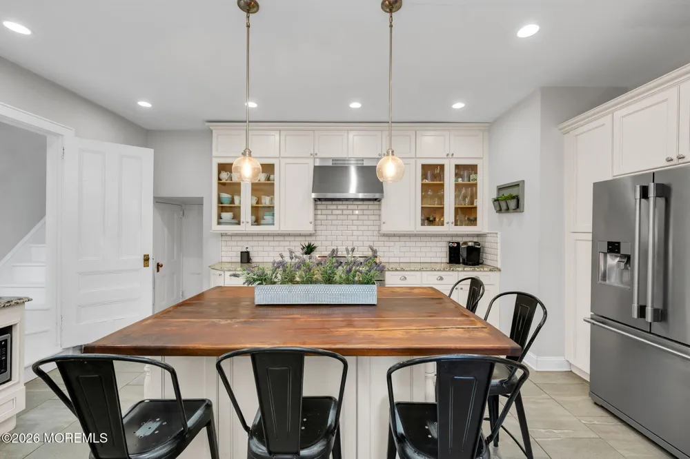 333 Sycamore Avenue Shrewsbury, NJ 07702