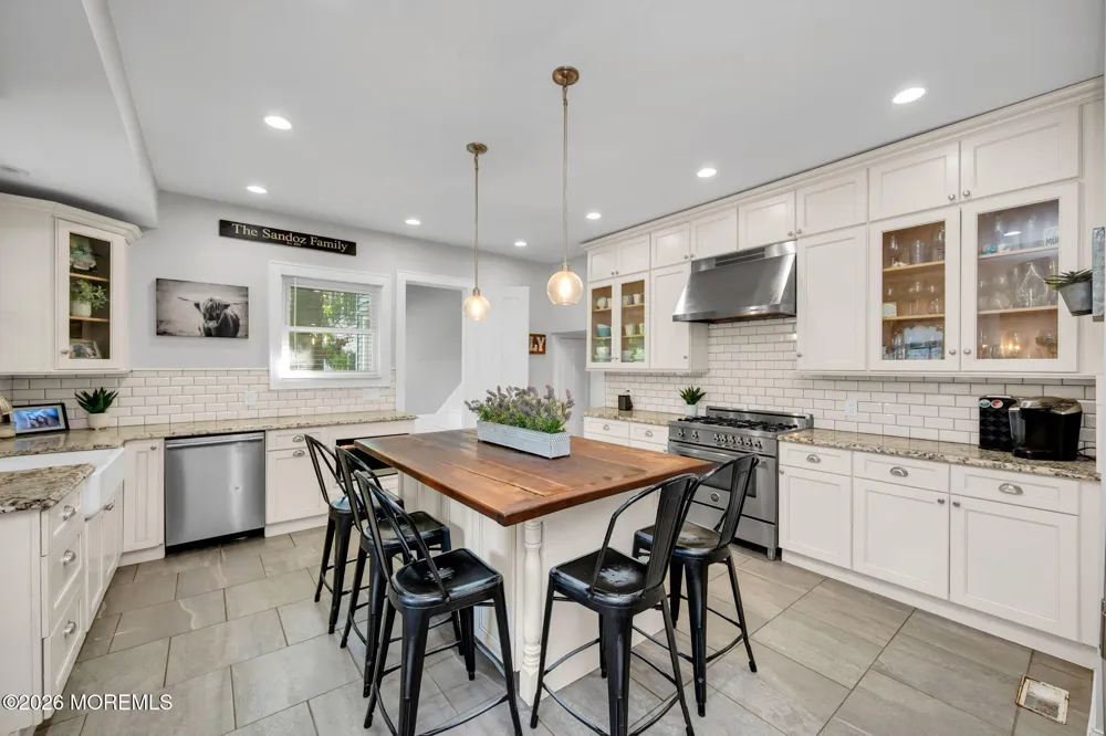 333 Sycamore Avenue Shrewsbury, NJ 07702