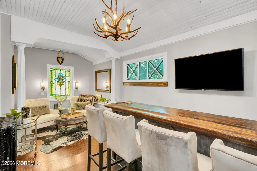 333 Sycamore Avenue Shrewsbury, NJ 07702
