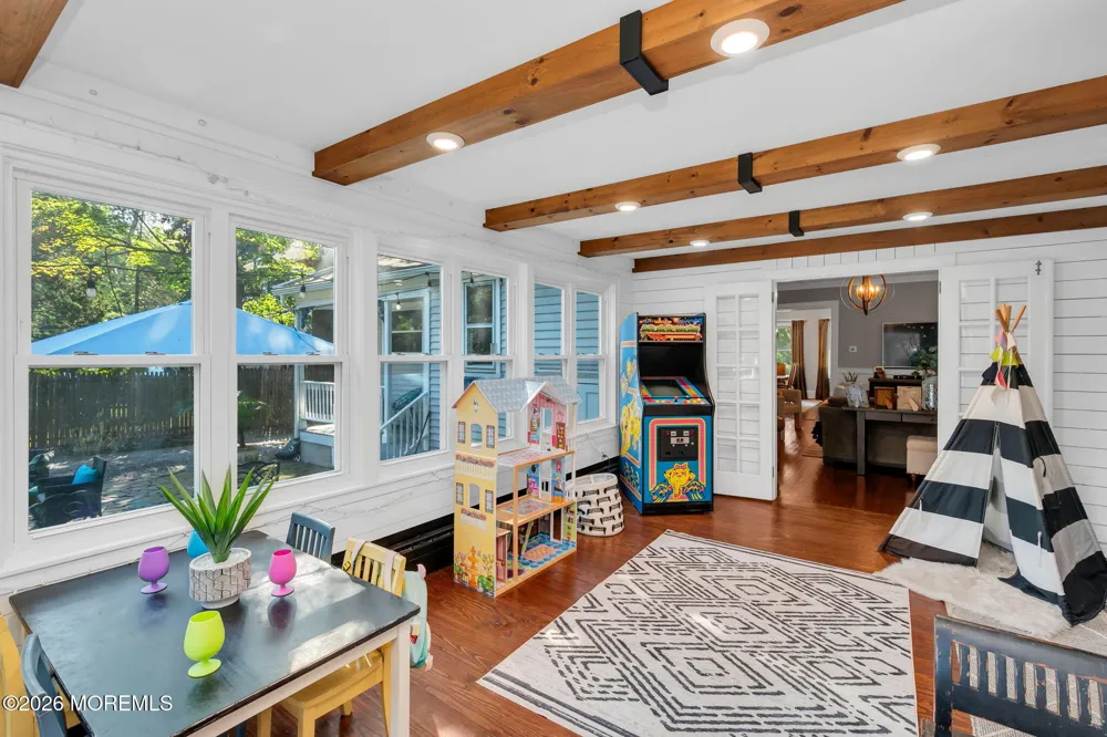 333 Sycamore Avenue Shrewsbury, NJ 07702