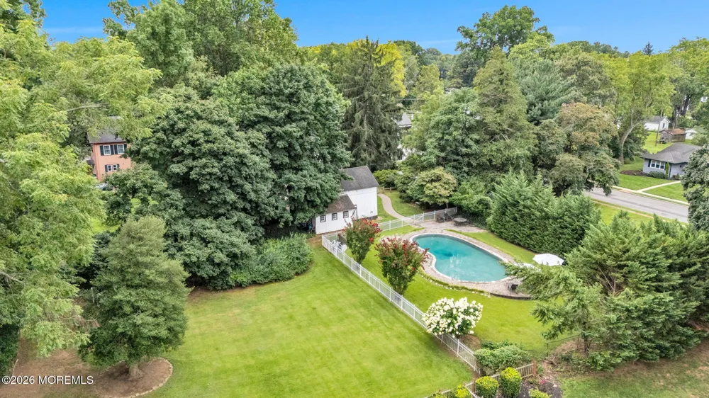 333 Sycamore Avenue Shrewsbury, NJ 07702